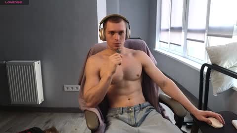 Mark online show from 02.01.25