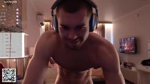 Mark online show from 11.08.25