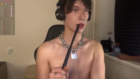 Snapshot of markcarthy chatting on 10.26.25 Mark online show from 10.26.25