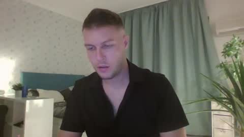 Snapshot of markster9696 chatting on 10.11.25 markster9696 online show from 10.11.25