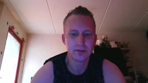 Mark online show from 05.04.26