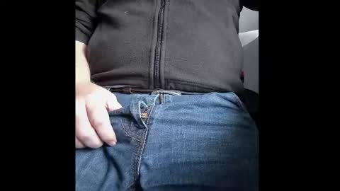 Snapshot of markus81xxx chatting on 10.28.25 markus81xxx online show from 10.28.25