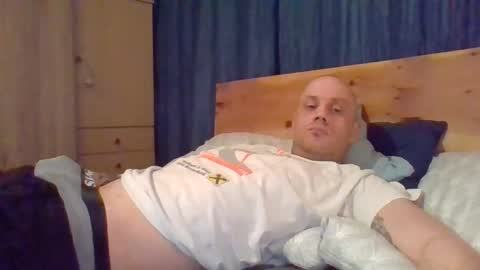 markus_7 online show from 03.04.25