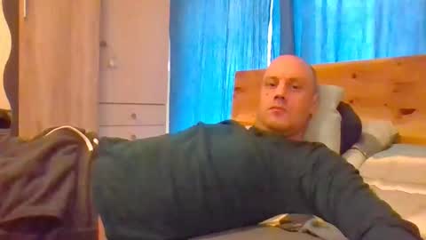 markus_7 online show from 10.28.25