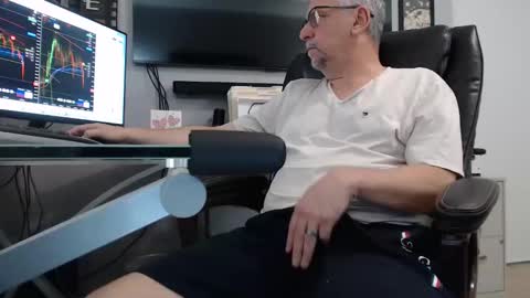 marky0029 online show from 04.22.26