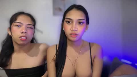 Snapshot of marky070602 chatting on 11.24.25 HugeMassiveCock online show from 11.24.25