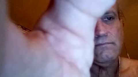 markymark101825061 online show from 12.02.25