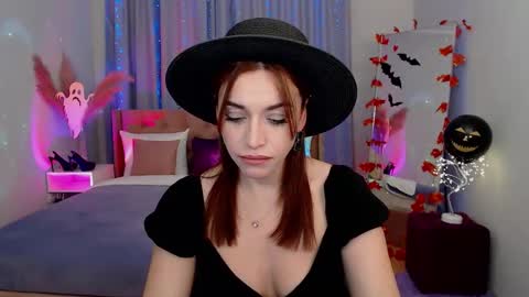 MarlaDewis online show from 10.25.25