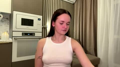 Maja online show from 10.15.25