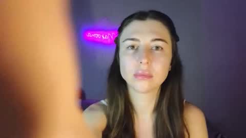 Snapshot of maroonaaa chatting on 12.02.25 Mary online show from 12.02.25