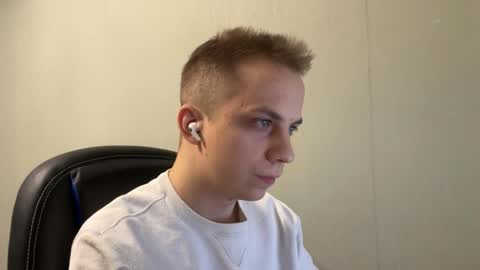 Snapshot of maroooa chatting on 02.21.26 Marko online show from 02.21.26