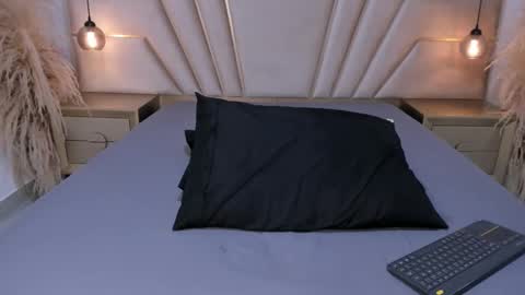 maroxcute online show from 11.29.25