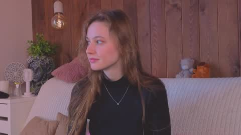 Snapshot of marquitamergel chatting on 03.29.26 Andriella online show from 03.29.26