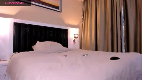 -- Mari -- online show from 02.11.26