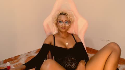 Snapshot of marryme00 chatting on 02.07.26 May online show from 02.07.26