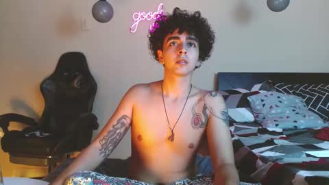 Snapshot of mars_miller chatting on 12.04.24 Mars online show from 12.04.24