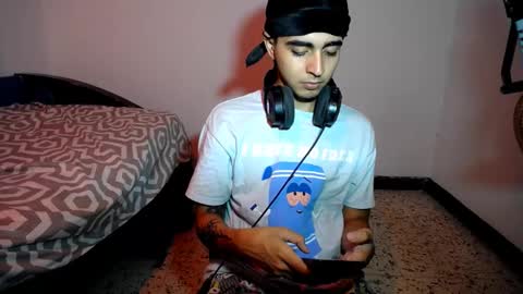 Snapshot of mars_miller chatting on 03.08.25 Mars online show from 03.08.25