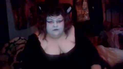 Snapshot of marshallmarx517 chatting on 11.25.25 marshallmarx517 online show from 11.25.25