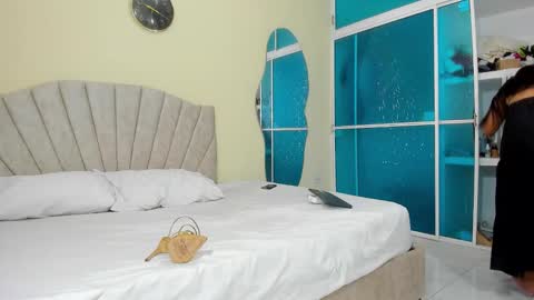 marsmith_1 online show from 02.15.26