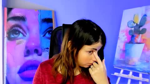 Snapshot of martaedams chatting on 10.21.25 martaedams online show from 10.21.25