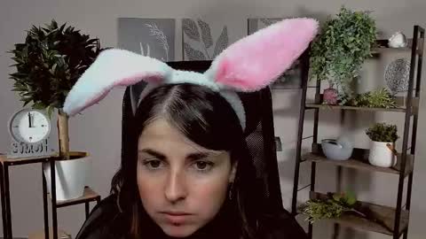 Snapshot of martaedams chatting on 11.13.25 martaedams online show from 11.13.25