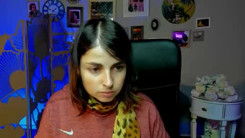 Snapshot of martaedams chatting on 11.24.25 martaedams online show from 11.24.25