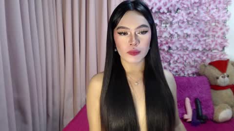 Snapshot of martha_fox chatting on 01.09.25 DONT FORGET TO FOLLOW ME AND GIVE ME A THUMBS UP GUYS- martha online show from 01.09.25