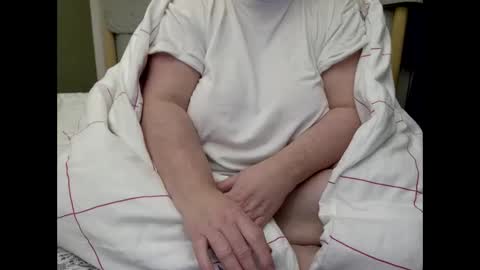 Snapshot of marthabriest chatting on 11.11.25 Martha online show from 11.11.25