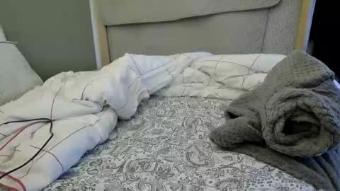 Snapshot of marthabriest chatting on 11.21.25 Martha online show from 11.21.25