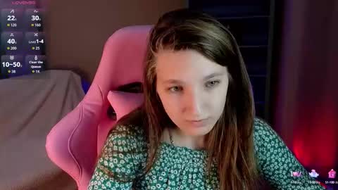 Snapshot of marthalune chatting on 09.16.25 Martha online show from 09.16.25