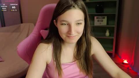 Snapshot of marthalune chatting on 09.28.25 Martha online show from 09.28.25