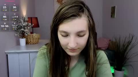 Snapshot of marthalune chatting on 10.19.25 Martha online show from 10.19.25