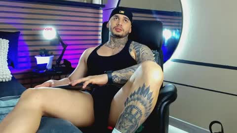 Snapshot of martin_colby05 chatting on 04.13.26 ONLYFANS Sotoandres modelo independiente online show from 04.13.26