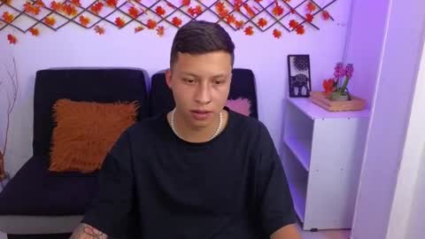 Snapshot of martin_west chatting on 10.17.25 Martin  online show from 10.17.25