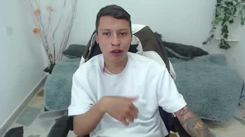 Snapshot of martin_west chatting on 10.25.25 Martin  online show from 10.25.25