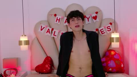 Snapshot of martin_williams_ chatting on 02.14.26 martin_williams_ online show from 02.14.26