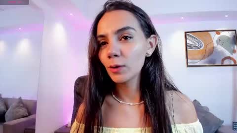 Snapshot of martina_mancinii chatting on 06.23.26 Martina online show from 06.23.26
