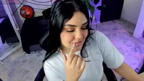 Martina  online show from 10.08.25