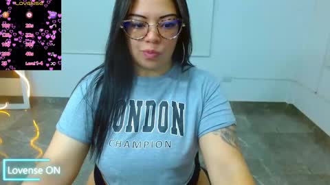 Hey im martina online show from 03.04.25