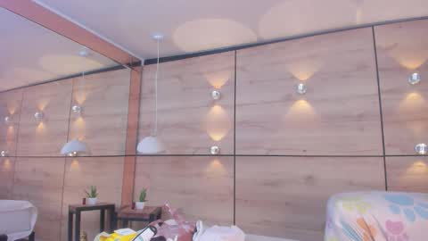 martina touss  online show from 12.22.25