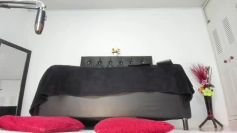 Martina online show from 05.16.26
