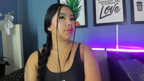 Snapshot of martinagarcia__ chatting on 01.19.26 Martina Garcia online show from 01.19.26