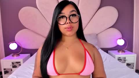 Snapshot of martinagarcia__ chatting on 03.10.26 Martina Garcia online show from 03.10.26