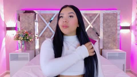 Snapshot of martinagarcia__ chatting on 04.10.26 Martina Garcia online show from 04.10.26