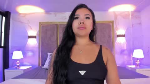 Snapshot of martinagarcia__ chatting on 04.28.26 Martina Garcia online show from 04.28.26