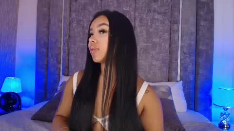 Snapshot of martinagarcia__ chatting on 04.29.26 Martina Garcia online show from 04.29.26