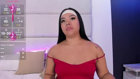 Snapshot of martinagarcia__ chatting on 05.27.26 Martina Garcia online show from 05.27.26