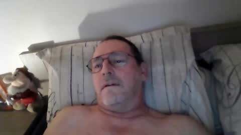 Hotguy61 online show from 10.21.25