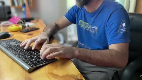 Martincito online show from 12.23.24