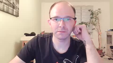 Snapshot of martingersdorf85 chatting on 11.12.25 Martin online show from 11.12.25